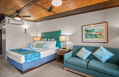 Napili Hotel | The Mauian - Boutique Beach Studios on Napili Bay