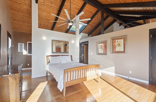 Kalaoa House | Pu'ukala Sunset Estate W/Amazing Ocean Views! 3 Bedroom Home by RedAwning