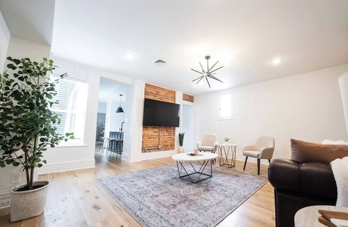 Chambersburg Apartment | Fort Chambers Flat on Main