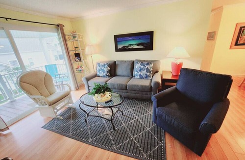 Demere Park Condo | S6 family friendly, near tennis and pool, peaceful upstairs close to tennis and back pool