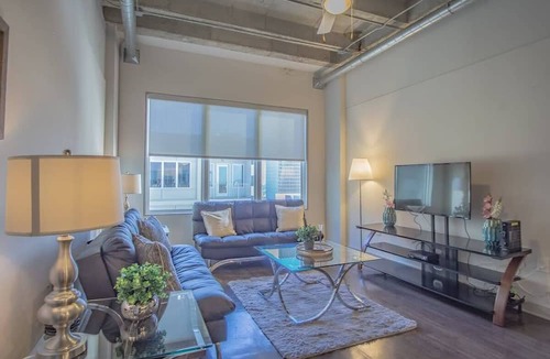 SoNo Apartment | 1BR Apartment Walking Distance to FOX Theatre