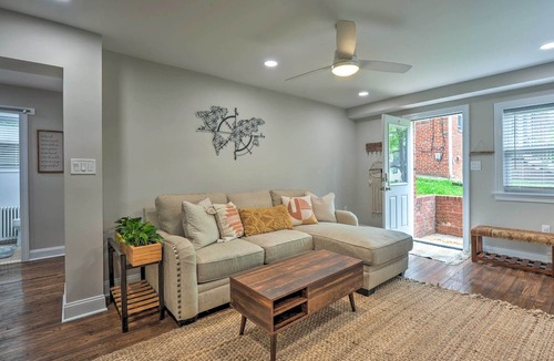 Takoma Park Apartment | Takoma Park Apt w/Wood Fire Pit < 8 Mi to DC