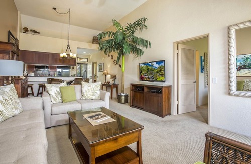 Wailea Condo | Summer Deal Wailea Condo with Pool Jacuzzi and Walk to Beaches