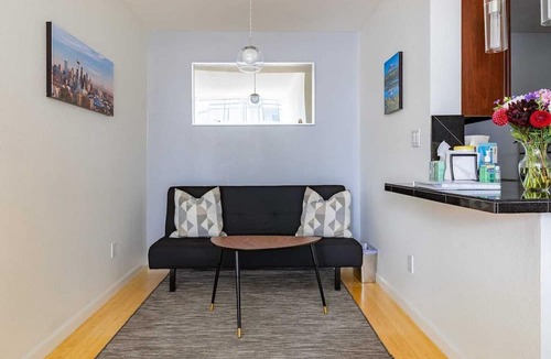Downtown Seattle Condo | Walk to everything: Pike Place Penthouse, Seattle