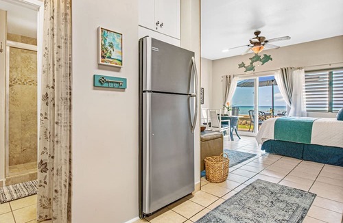 Kahana Condo | Only 10 Feet from the Ocean! Fresh and Updated Pohailani 102 Studio - Sleeps 2