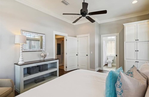 Rosemary Beach House | Perfect Family Getaway | Bikes, Courtyard w/Fire Feature, Walk to Pool & Fitness