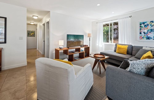 Paia House | Paia Family Cottage - Walk to everything in Paia Town