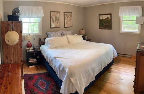 Cleveland House | Cozy mountain retreat adjoining Caesar’s Head State Park.