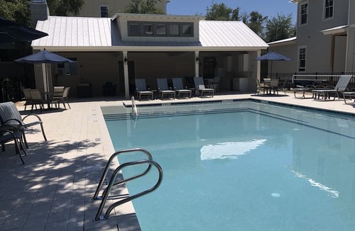 Jekyll Island House | Latitude Adjustment @ Ocean Oaks 3 bedrooms, 2.5 bathrooms