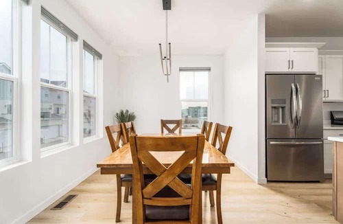 West Valley Condo | #StayInMyDistrict West Boise Spacious ExecutiveTownhome
