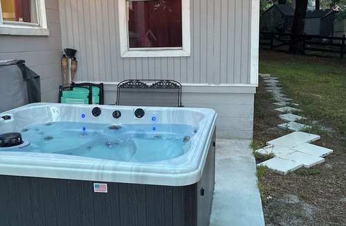 Fairvilla House | Marvelous 3-bedroom house with AC in sunny Orlando and Spa tub outside