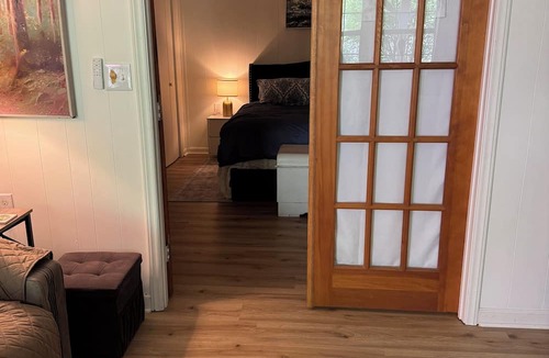 Hendersonville Apartment | 🌲Cozy Mountain Escape with Wildlife Views and Birdsong