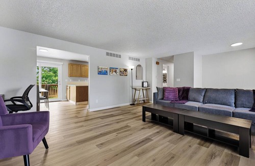 West Valley House | Rad Pad - Arcades, Seasonal Pool