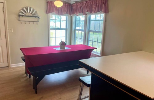 Vienna House | Times Past Ranch House with Ramp and Kid/Pet Friendly