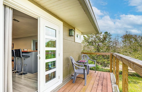 Greater Northdale Apartment | Pasture & Pond Views: Lovely Lutz Apartment