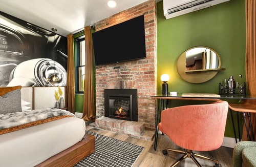 Mount Washington Apartment | Grandview Studio | Skyline Views | Private Parking