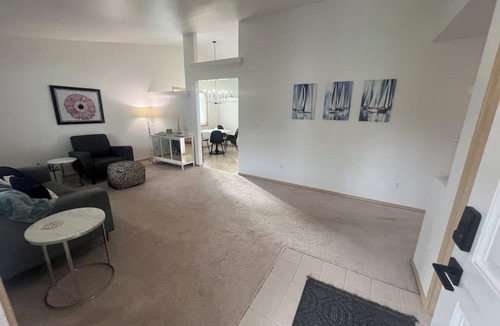 Arlington House | Charming 3-bedroom house in Arlington with AC, WiFi. Enjoy your stay