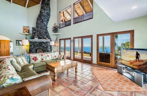 Opihihale Villa | Kona Oceanview Villa for Groups Pool & Hot Tub