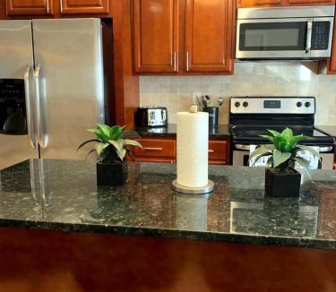 Stone Mountain House | Atlanta Family Retreat Stylish 4BR Sleeps 8