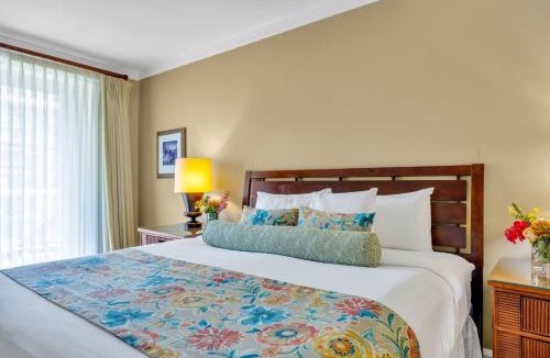 Honokowai Apartment | Honua Kai Villas Ocean View 7 BR Sleeps 22 Great for Families Complimentary Car with 6 Nights HKK ML-3359 by KBM