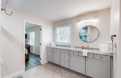Mills River House | All Roads Lead to Here