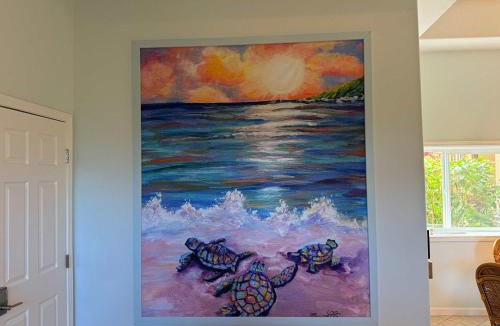 Kahana Hotel | Ocean-Facing Maui B&B Room - Breakfast, BBQ & AC