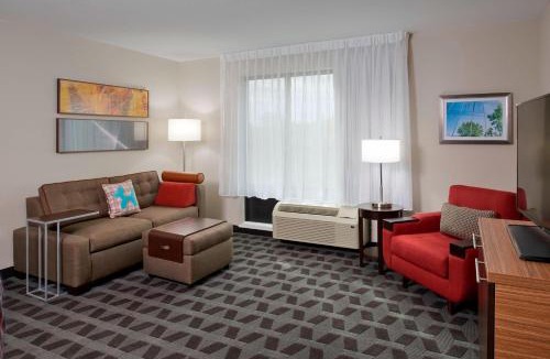 Richmond Hotel | TownePlace Suites by Marriott Richmond