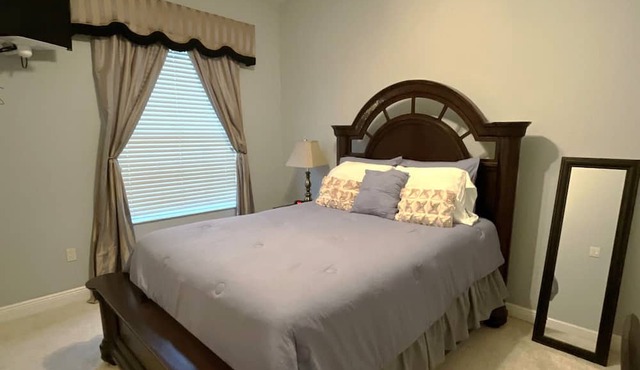 Quiet Lakeview Home