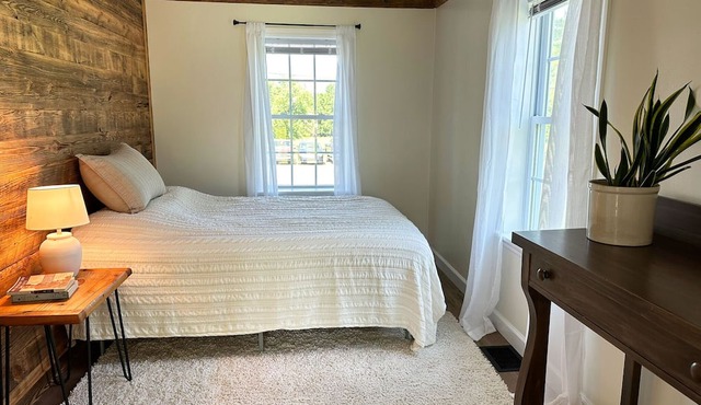 New Holland Family Getaway - near Kitchen Kettle Village, Intercourse!