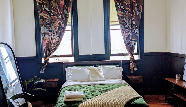 Howzit Hostels Hawaii