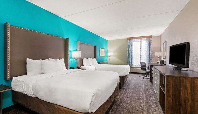 La Quinta Inn & Suites by Wyndham Jamestown