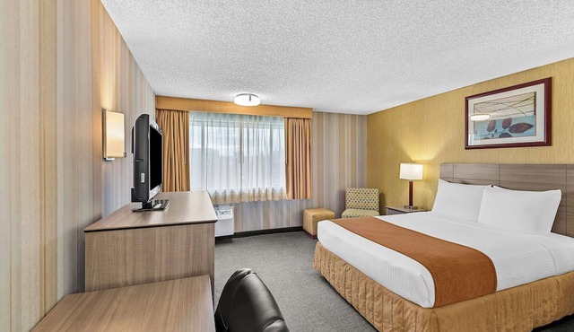Best Western Cascadia Inn in Everett