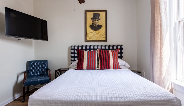 EH Taylor Suite, The Woodford Hotel