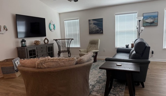 BRAND NEW 2 BDR 2 BTH w. Golf Cart - Half mile to EASTPORT in The Villages