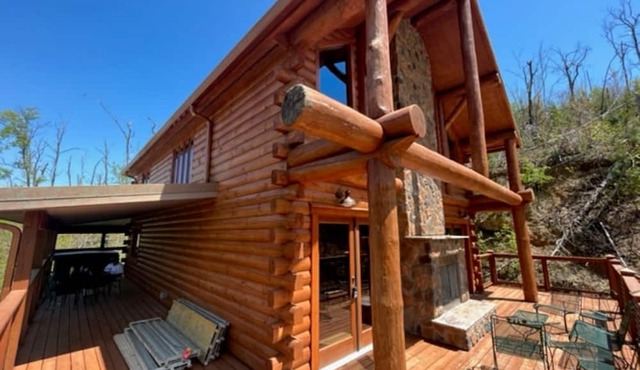 Amazing NEW Built True Log Cabin! UNIQUE Interior Design! Arcade Game!