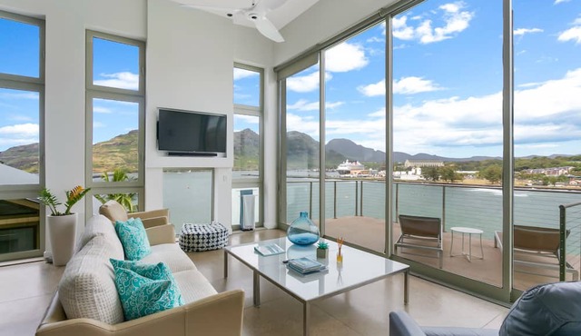 Stunning Oceanfront Home @ Kalapaki Bay, AC, Sleeps 8
