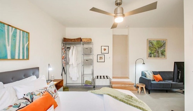 #HabitueHomes - Green Spot Studio- Dog Friendly!
