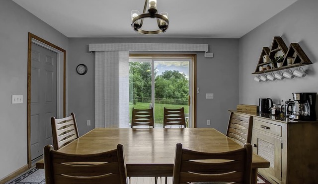 Charming Modern Victorian in the Village of EVL