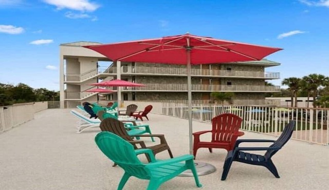 Modern Suite Close to Medieval Times and Capone's Dinner Show
