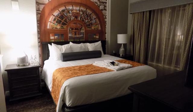 DELUXE 2 BDRM 2 BATH IN THE HEART OF DISNEY WYNDHAM BONNET CREEK