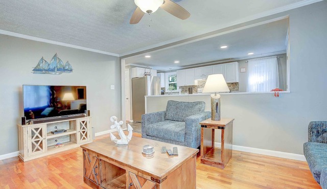 Sweet Bamboo Beach Cottage in north beach