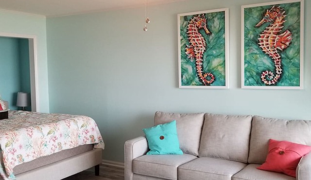 Sea-breezin' - Beachfront Condo in Surfside Beach