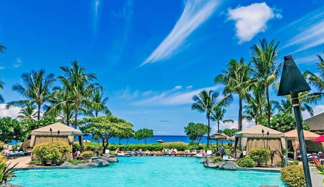 Maui Resort Rentals: Honua Kai Hokulani 618 - 6th Floor 1BR w/Partial Ocean & Mountain Views