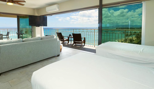 A View to Die for! 3 bedroom 3 bath on the sand at Waikiki Beach in Honolulu