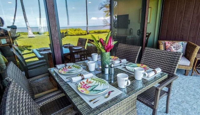 Modern Oceanfront W/Lanai and WiFi–Molokai Shores in KAUNAKAKAI