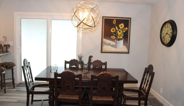 Farmhouse Fresh Retreat, newly renovated in Bentonville