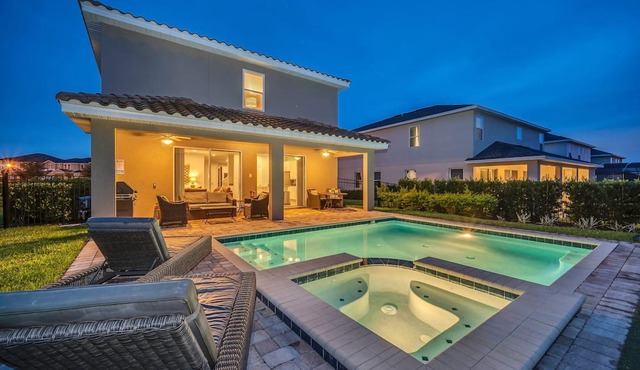 Modern 6BR Villa/Games Room/Private Pool & Spa/10 Min to Disney