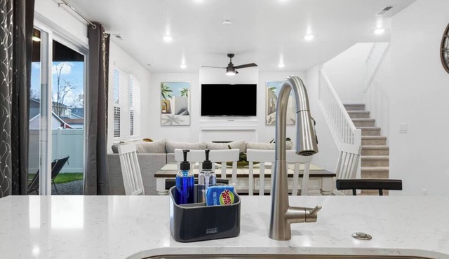 Creswell Lane! Where luxury meets entertainment!