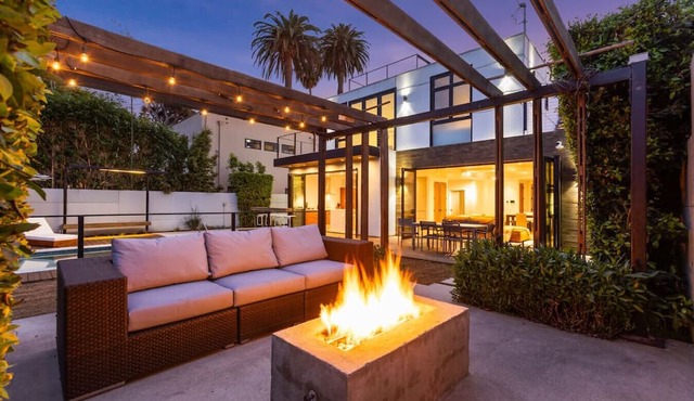 4BR Modern Oasis w/Heated Pool - Near SoFi, Metro