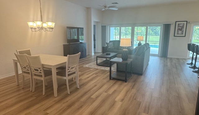 3/3 house in The Villages with pool/hot tub on pond/preserve in The Villages